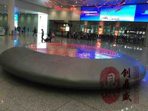 深圳机场T3航站楼到达港圆盘装饰造型