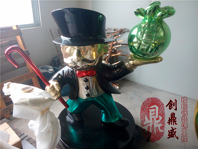 电镀效果卡通雕塑